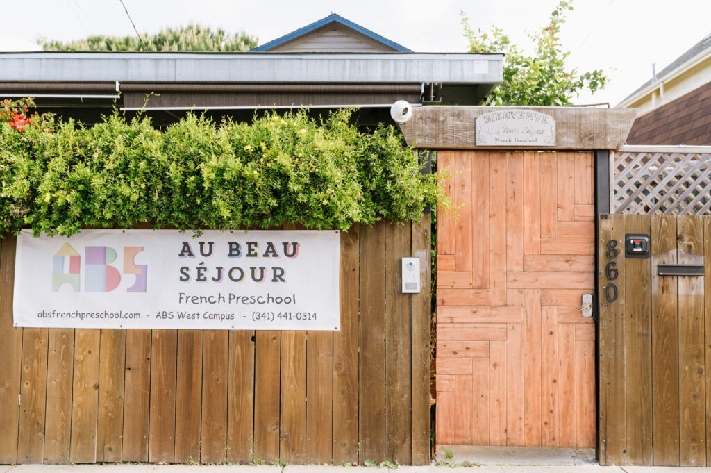 Front entrance to Au Beau Séjour French Preschool