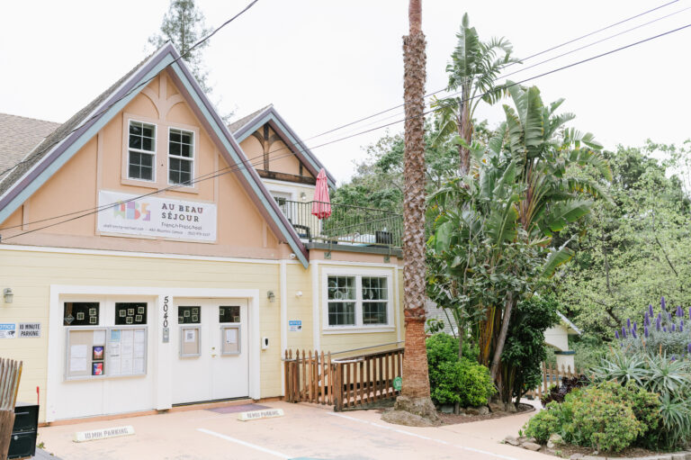 The outside building of Au Beau Sejour French Preschool